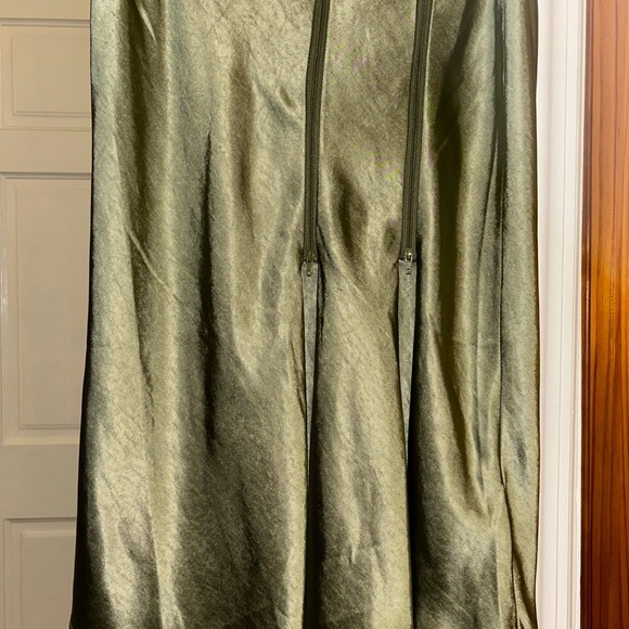 Urban Outfitters Green Zipper Midi Skirt - Picture 3 of 4